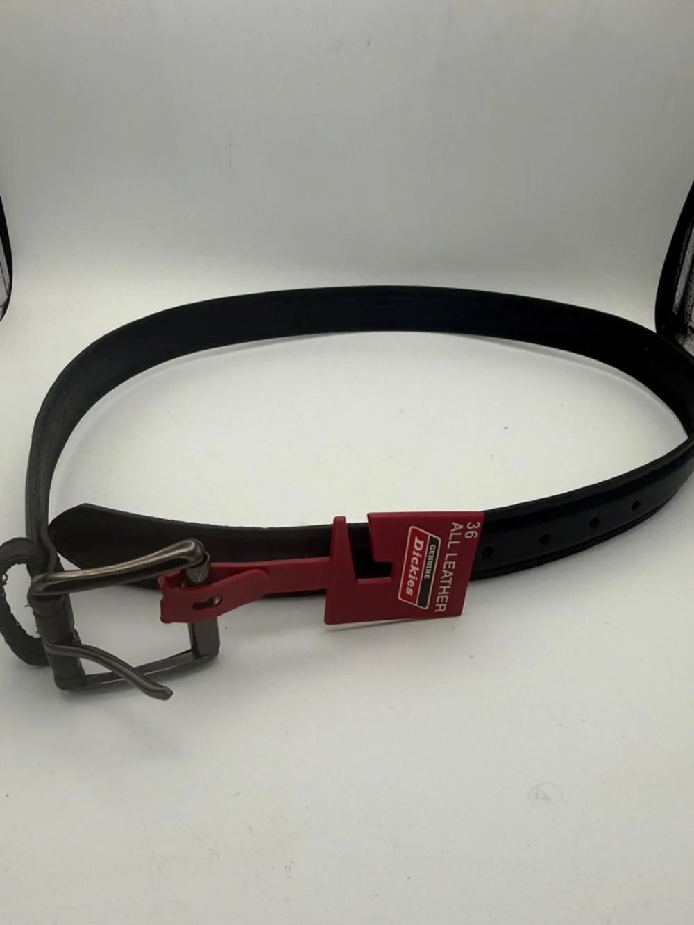Men’s Dickies Black Leather belt sz 36 NWT